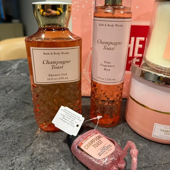 Bath & Body Works Champagne Toast gift set of 8 products New Unused